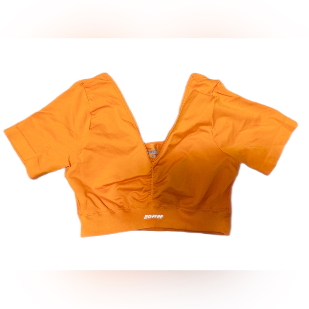 Gradient Scoop Neck Ruched Crop Top in Orange 🍊 BO+TEE